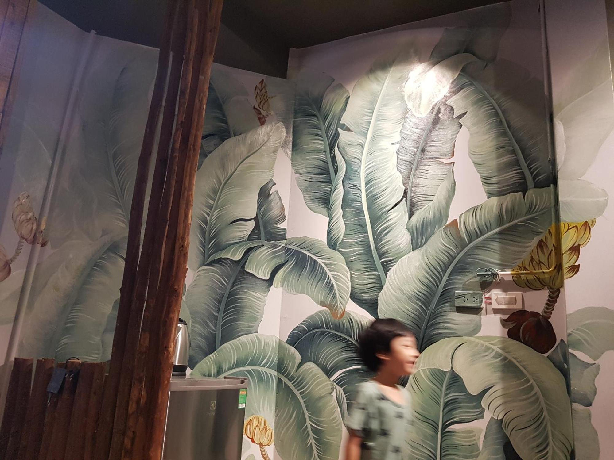 Bu Hanoi Buitenkant foto